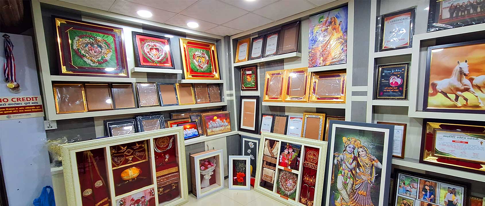 Custom Photo Frames, Crafted with Care